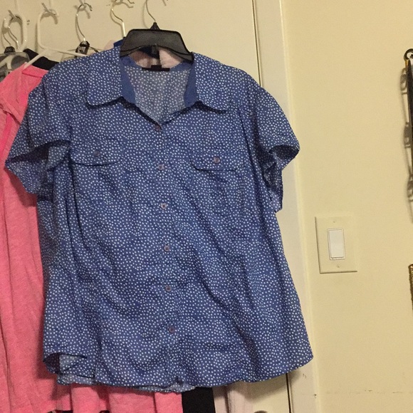 Blouse - Picture 2 of 4